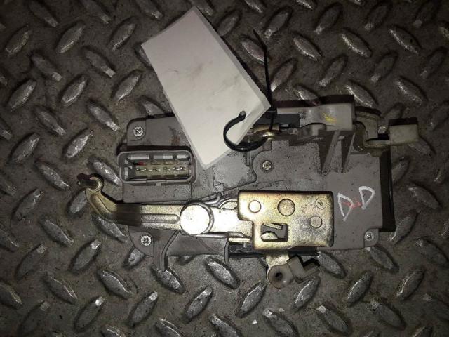 Zamek drzwi przednich prawych 9136L8 PEUGEOT