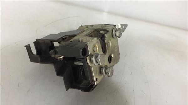 Zamek drzwi przednich prawych 9136P4 PEUGEOT