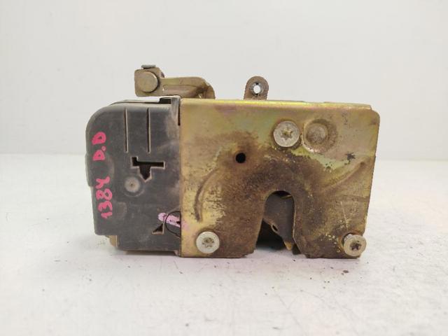 Zamek drzwi przednich prawych 9136P7 PEUGEOT