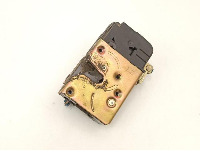 Zamek drzwi przednich prawych 9136P7 PEUGEOT