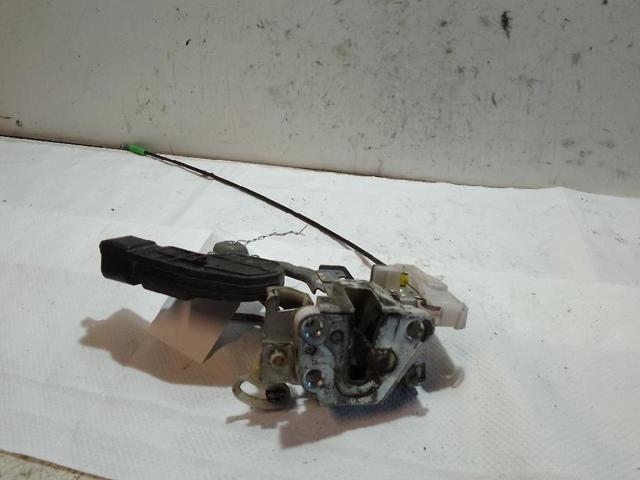 Zamek drzwi przednich prawych 9136T1 PEUGEOT
