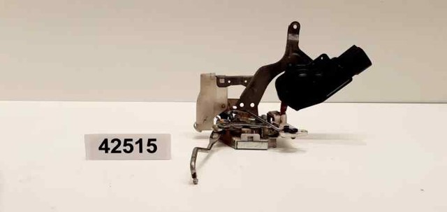 Zamek drzwi przednich prawych 9136T9 PEUGEOT