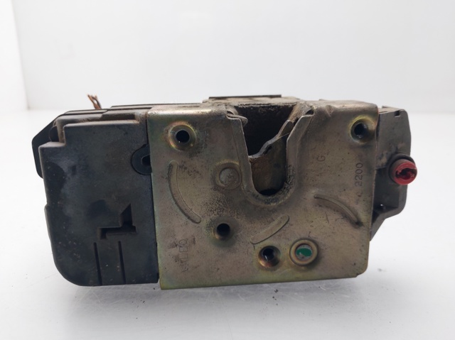 Zamek drzwi tylnych lewych 913772 PEUGEOT