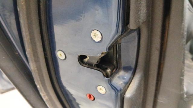 Zamek drzwi tylnych lewych Peugeot 607 9D, 9U
