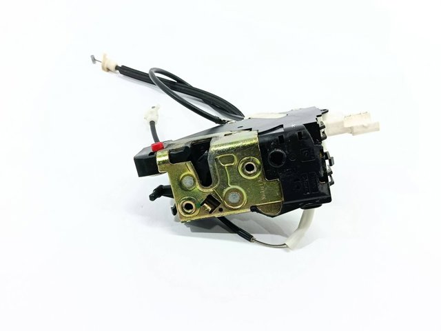 Zamek drzwi tylnych lewych 9137K8 PEUGEOT