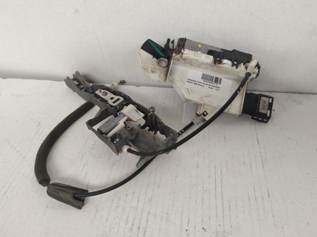 Zamek drzwi przednich lewych 9137R2 PEUGEOT