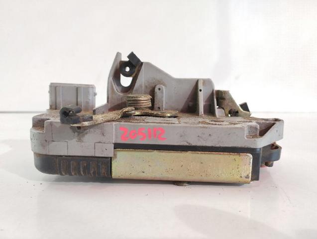 Zamek drzwi tylnych prawych 913870 PEUGEOT