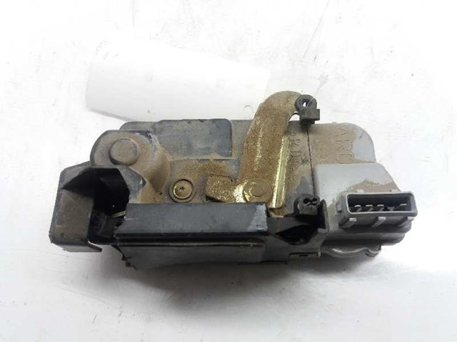Zamek drzwi tylnych prawych 913870 PEUGEOT