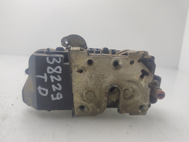 Zamek drzwi tylnych prawych 913870 PEUGEOT
