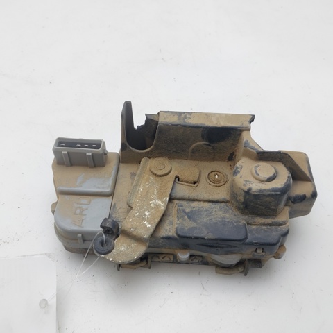 Zamek drzwi tylnych prawych 913870 PEUGEOT