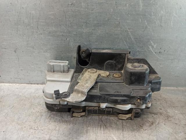 Zamek drzwi tylnych prawych 913870 PEUGEOT