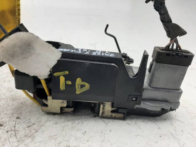 Zamek drzwi tylnych prawych 913894 PEUGEOT