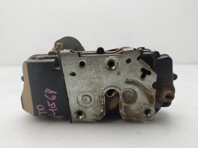 Zamek drzwi tylnych prawych 913894 PEUGEOT
