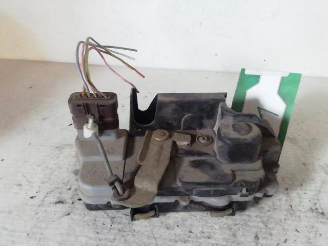 Zamek drzwi tylnych prawych 913894 PEUGEOT