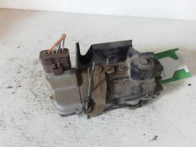 Zamek drzwi tylnych prawych 913894 PEUGEOT