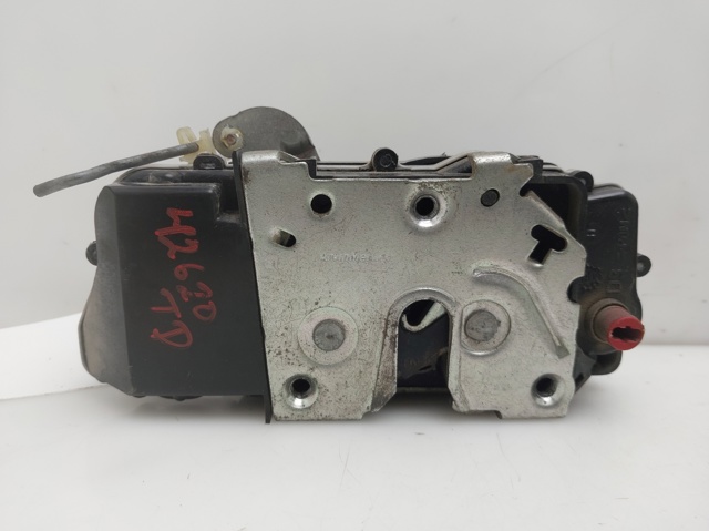 Zamek drzwi tylnych prawych 913894 PEUGEOT