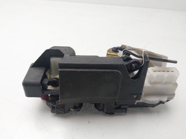 Zamek drzwi tylnych prawych 913898 PEUGEOT