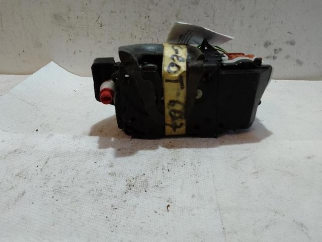 Zamek drzwi tylnych prawych 913898 PEUGEOT