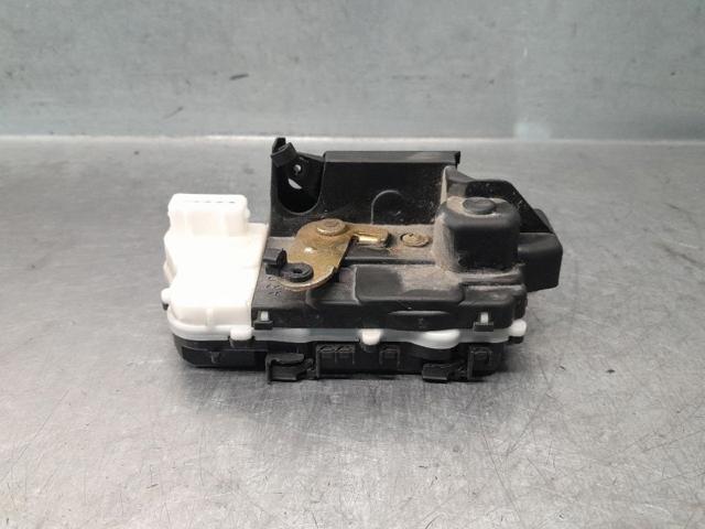 Zamek drzwi tylnych prawych 913898 PEUGEOT