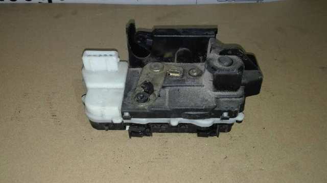 Zamek drzwi tylnych prawych 913898 PEUGEOT
