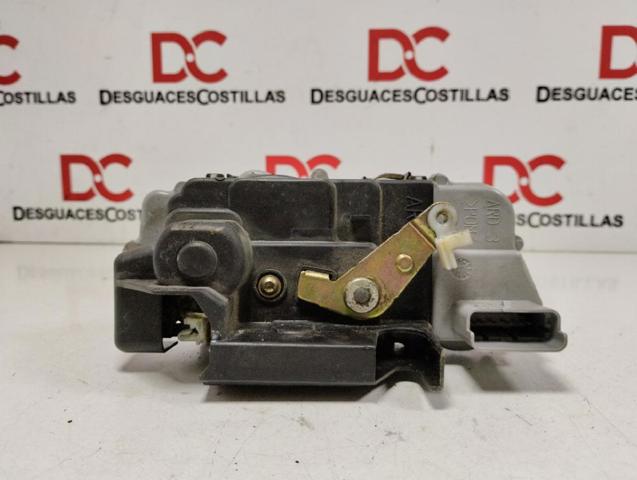 Zamek drzwi tylnych prawych 9138A2 PEUGEOT