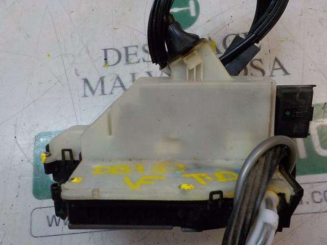 Zamek drzwi tylnych prawych 9138AH PEUGEOT