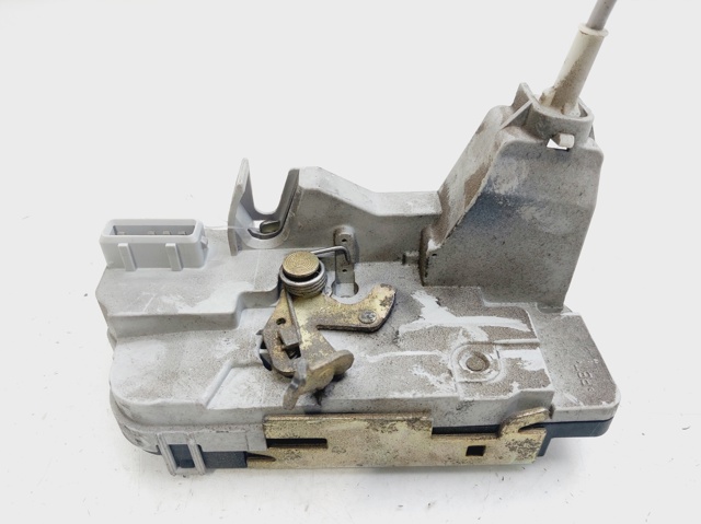 Zamek drzwi tylnych prawych 9138G0 PEUGEOT