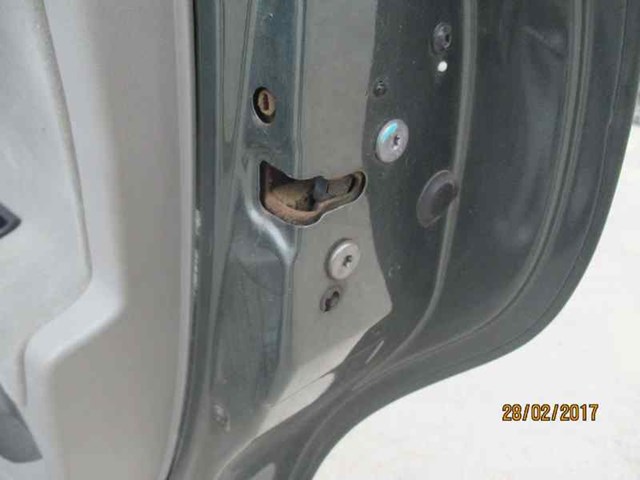 Zamek drzwi tylnych prawych 9138H8 PEUGEOT
