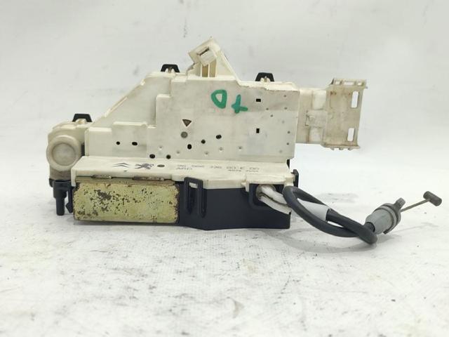 Zamek drzwi tylnych prawych 9138V0 PEUGEOT