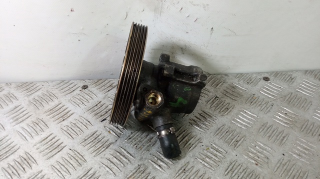 Pompa wspomagania hydraulicznego kierownicy 9151249180 PEUGEOT