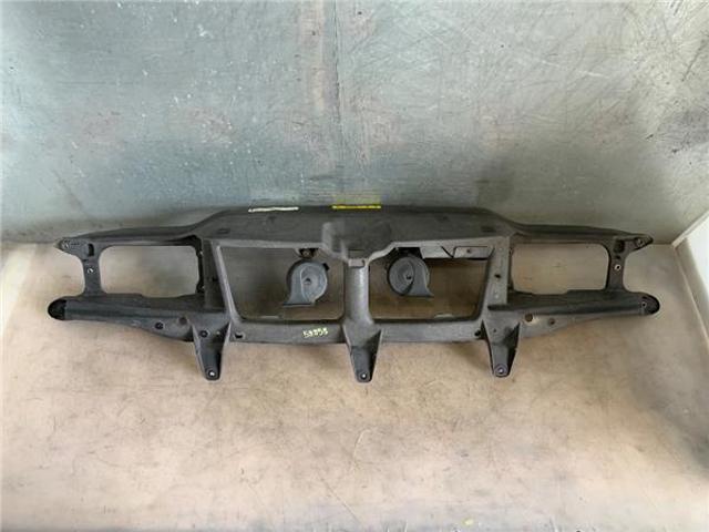 Kupić Osłona chłodnicy kompletna (panel mocowania reflektorów) Volvo S70  LS, LT w dobrej cenie