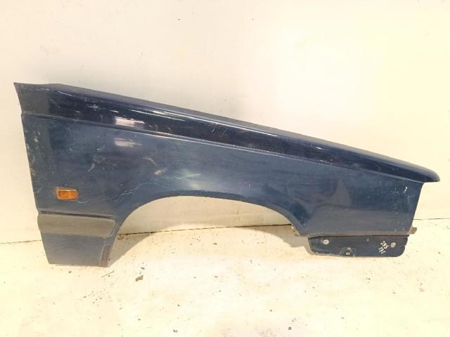 Błotnik przedni prawy Volvo 850 LS