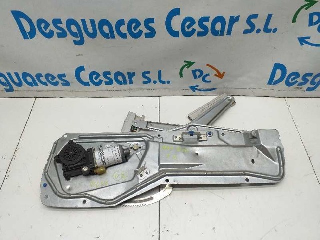 Mechanizm podnoszenia szyby drzwi przednich prawych 9152724 VOLVO