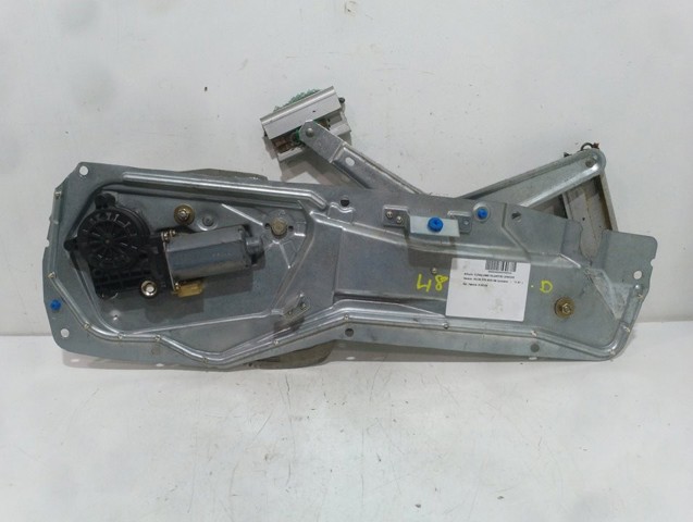 Mechanizm podnoszenia szyby drzwi przednich prawych 9152724 VOLVO