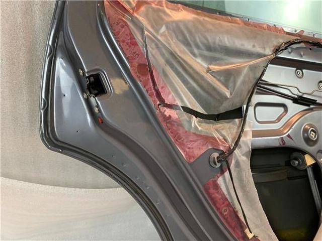 Drzwi tylne lewe Opel Vectra 36