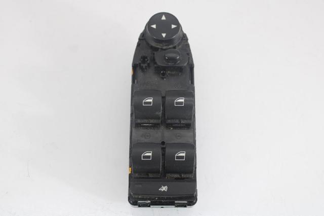 Panel przyciskowy sterowania podnośnikiem szyby przedni lewy 9155496 BMW