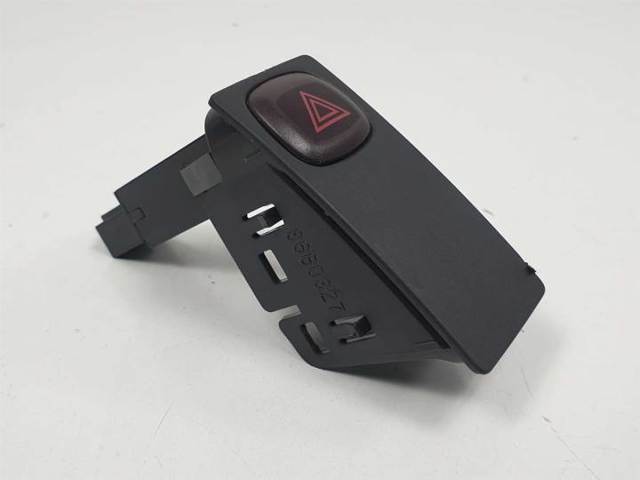 Przycisk włączania światła awaryjnego 9168302 VOLVO
