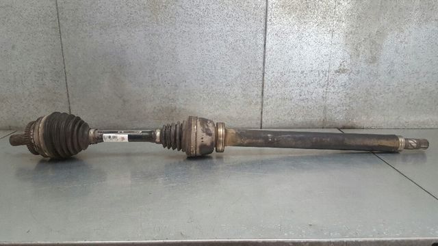 Półoś napędowa przednia prawa 9181256 VOLVO