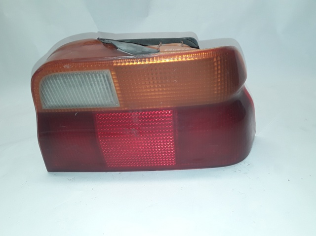 Lampa zespolona tylna prawa 91AG13A602 FORD