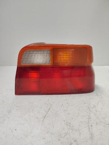 Lampa zespolona tylna prawa 91AG13A602 FORD