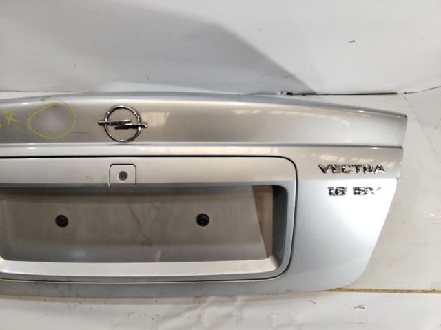 Klapa bagażnika Opel Vectra 36