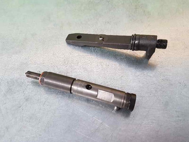 Wtryskiwacz paliwa 9202474 GM