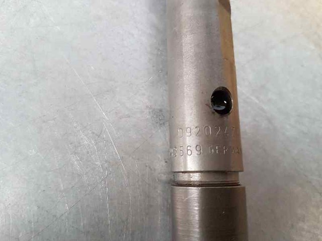 Wtryskiwacz paliwa 9202474 GM