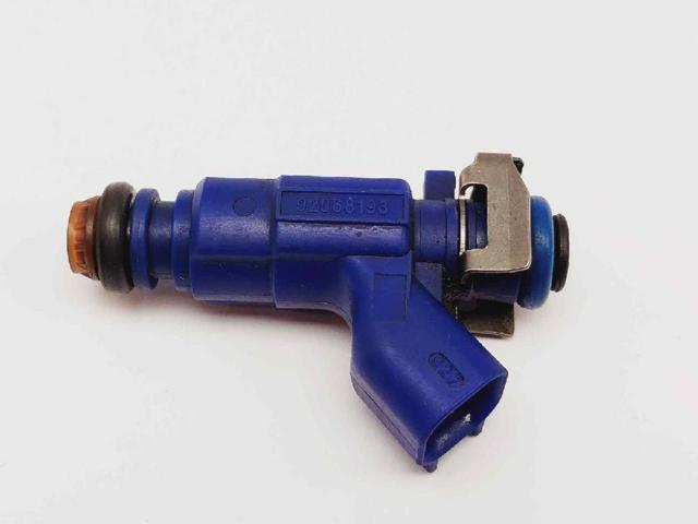 Wtryskiwacz paliwa 92068193 GM