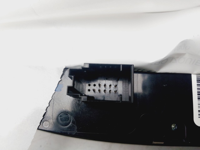 9208109 BMW