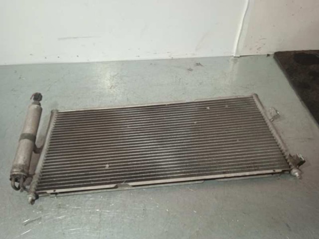 Chłodnica klimatyzacji 92100BM405 NISSAN