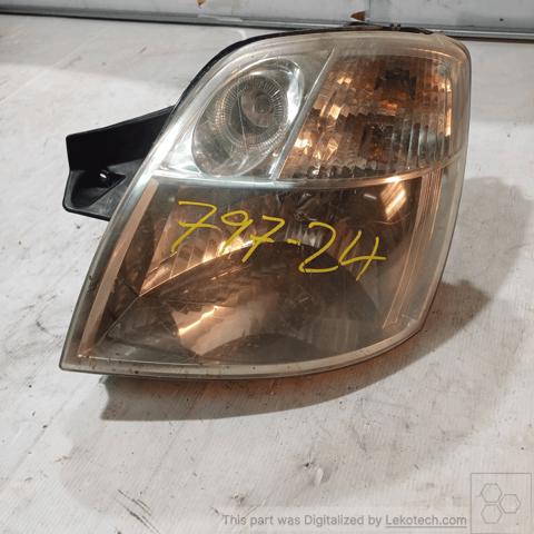 Reflektor lewy 9210107060 HYUNDAI