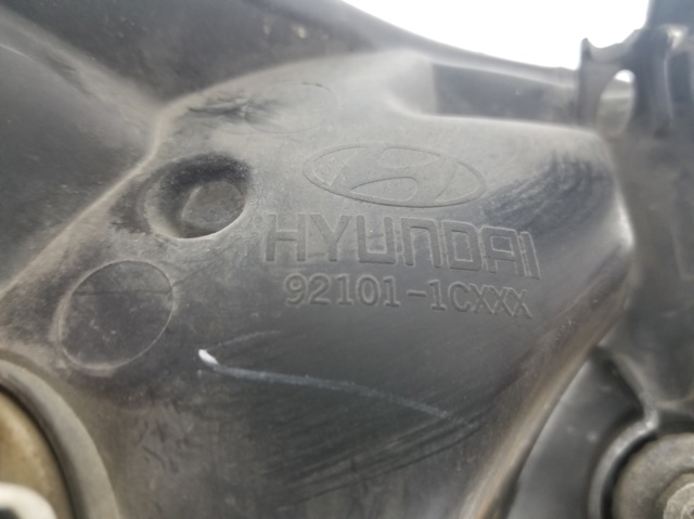 Reflektor lewy 921011CXXX HYUNDAI