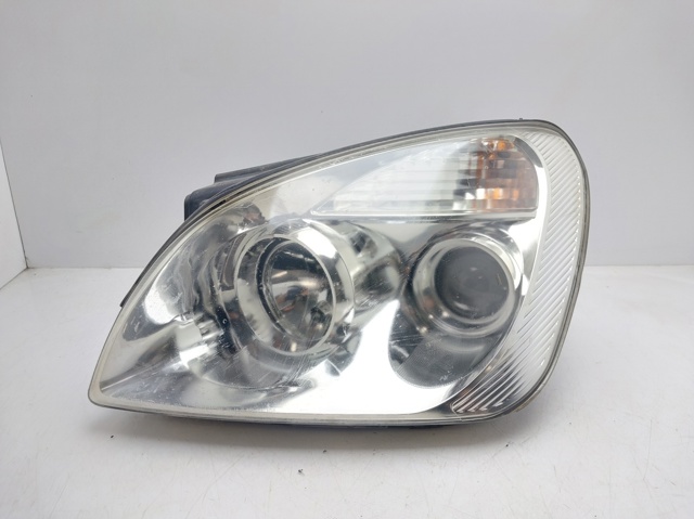 Reflektor lewy 921011D020 HYUNDAI