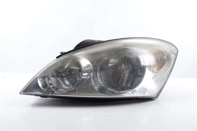 Reflektor lewy 921011H000 HYUNDAI